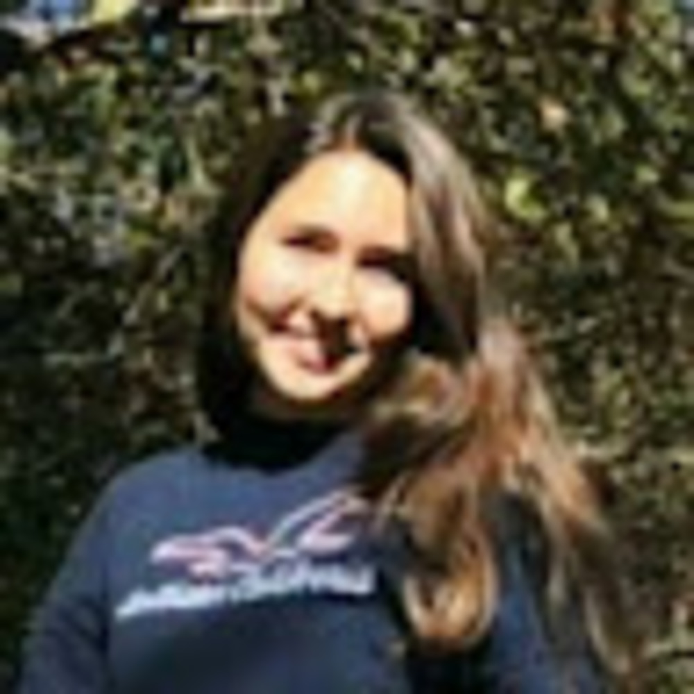 Meet your Posher, Cecilia